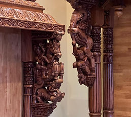 yali pillar
