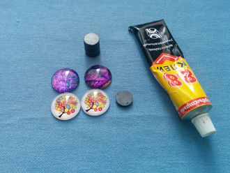 Магнитная игольница и магнитный держатель для схем