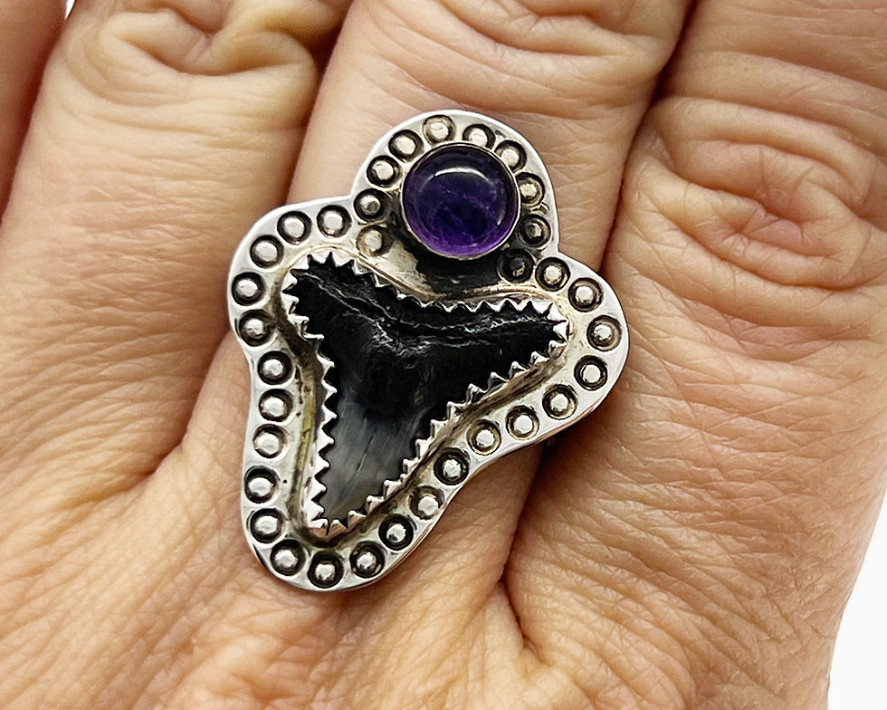 Art Deco Tooth Ring