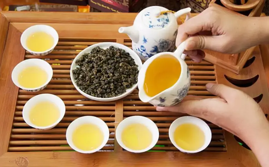 Pha Trà Ô Long Chuẩn Vị – Giữ Trọn Dưỡng Chất