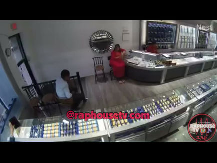 Jewelry Store Robbery in NJ Robbers took more than $1million worth in items