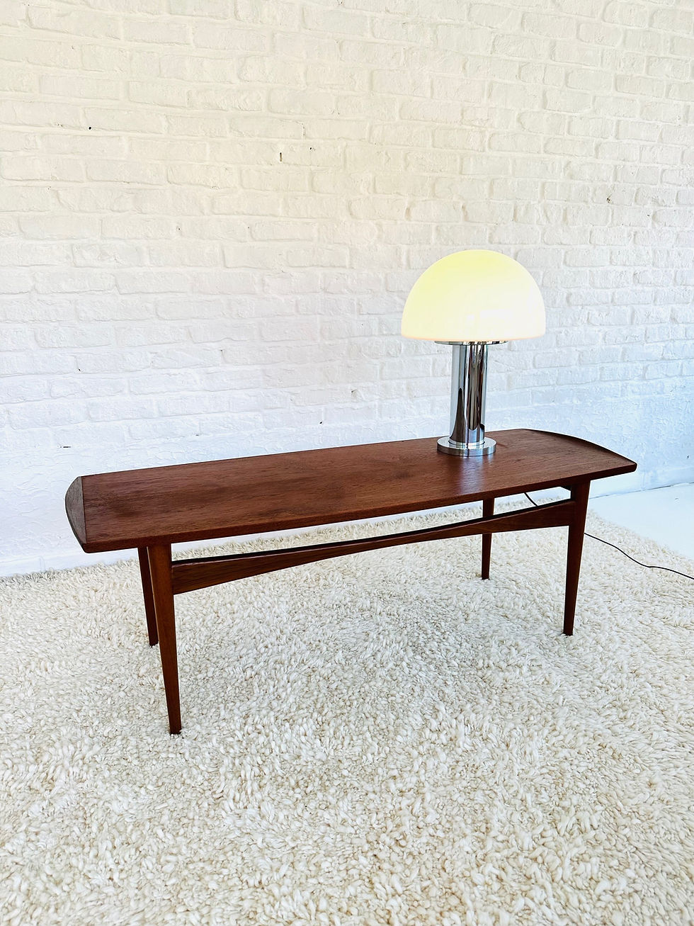 Thumbnail: Vintage salontafel