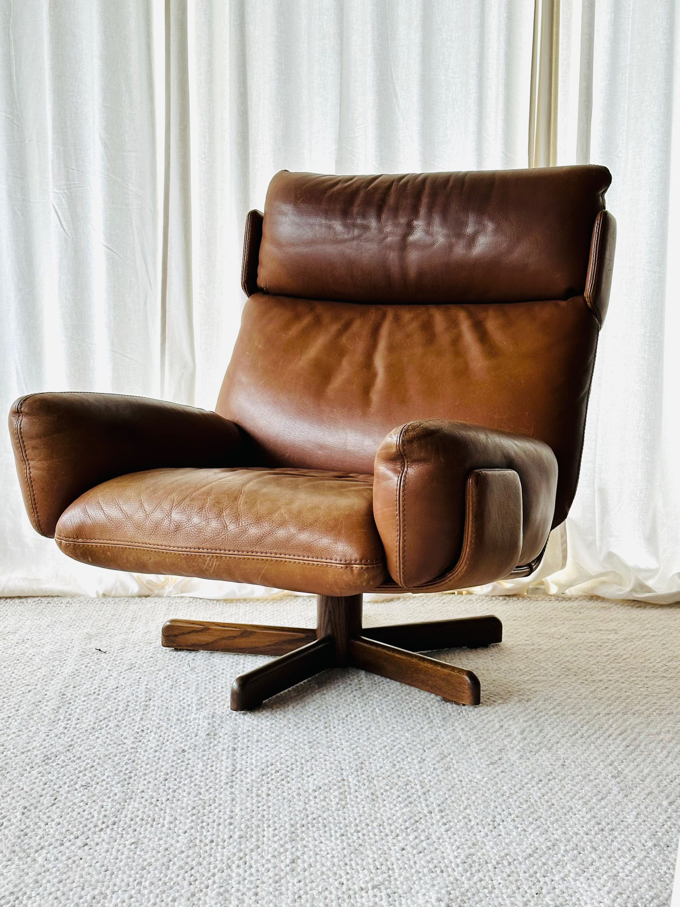 Lounge swivel chair, Heiner Gölz, Durlet, Belgium, 70s