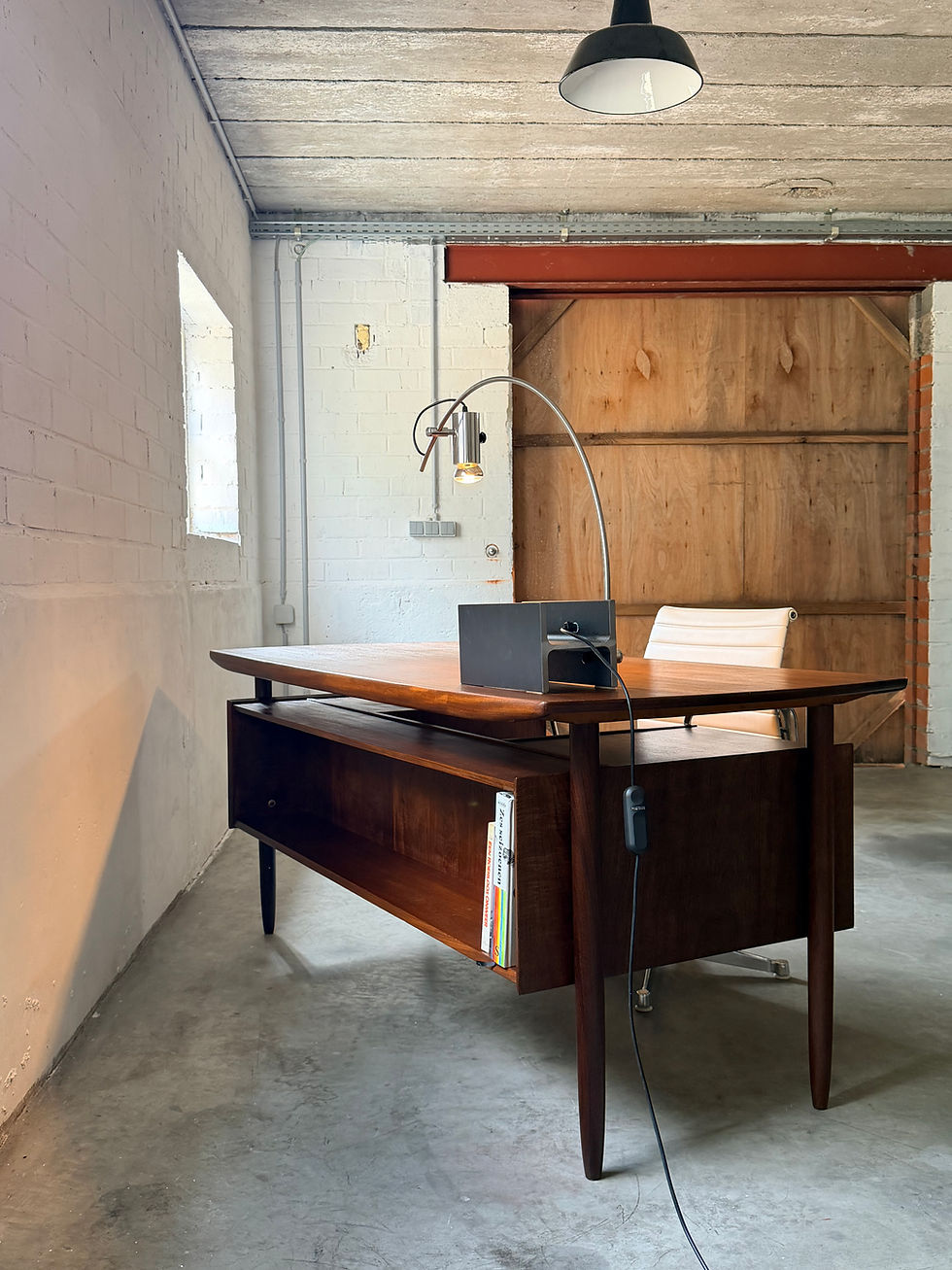 Miniatura: Freestanding writing desk ‘Propos’, Tijsseling, Hulmefa, 