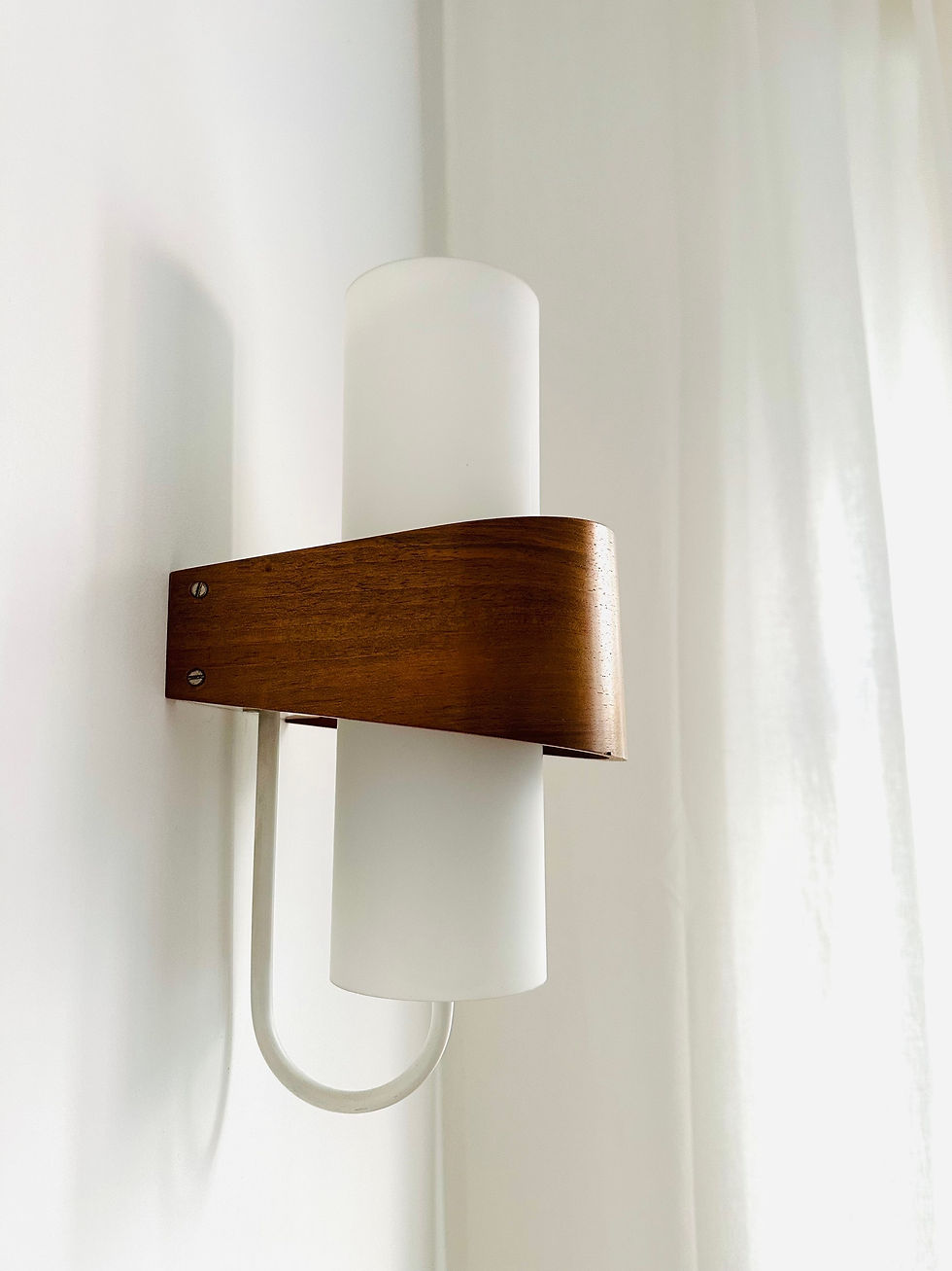 Miniaturbild: Set of 2 NX40 wall lamps, Louis Kalff, Philips, 60s