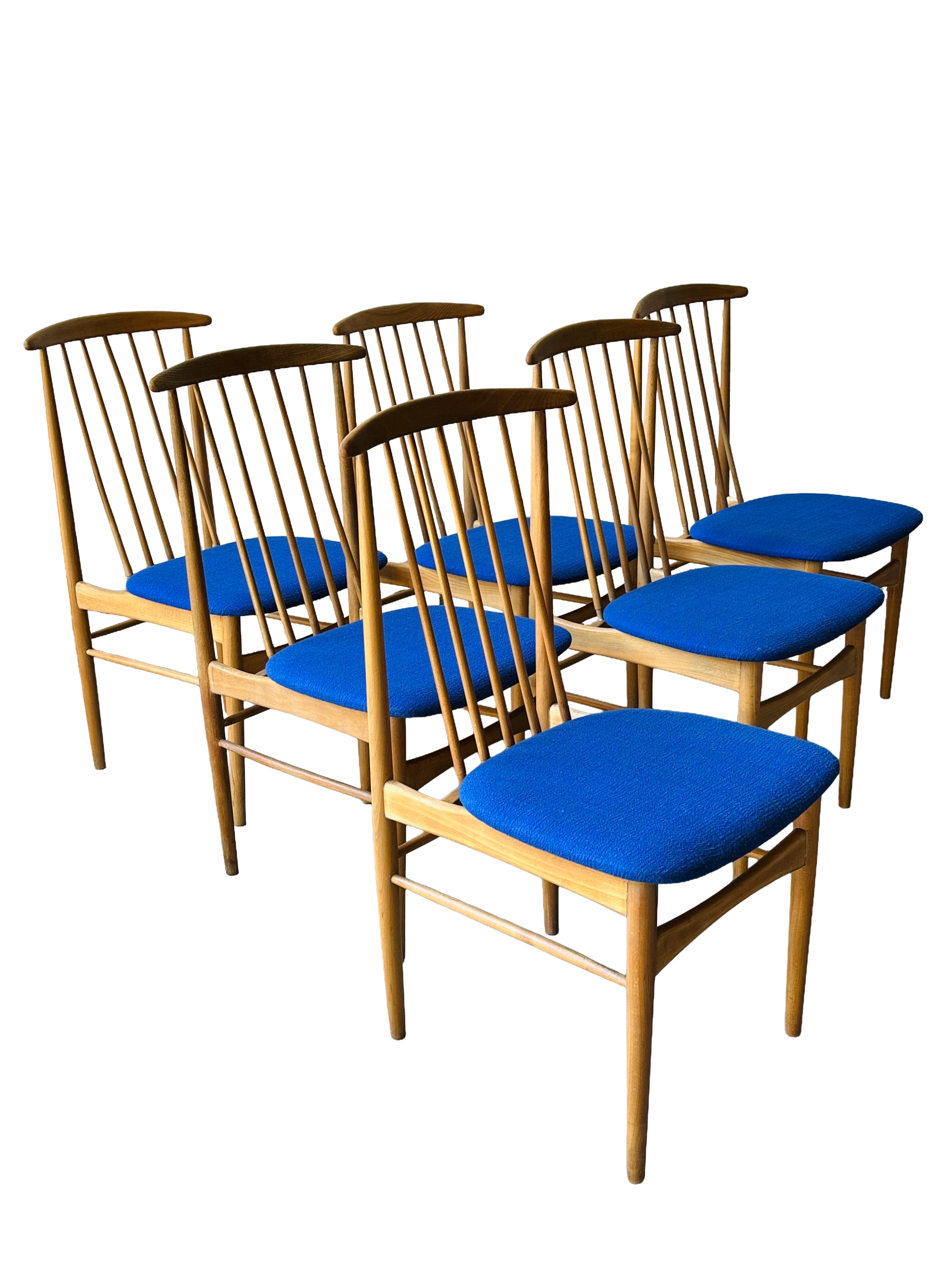 Set of 6 Scandinavian dining chairs, 60s