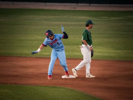 Huge 5th Inning Propels Pinnacle Past Rival Horizon 9-5