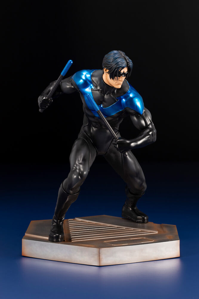 Thumbnail: Nightwing Titans Series ArtFX Statue