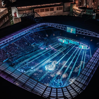 Allianz Parque lotado durante show de estreia da turnê Registro Histórico de Luan Santana.