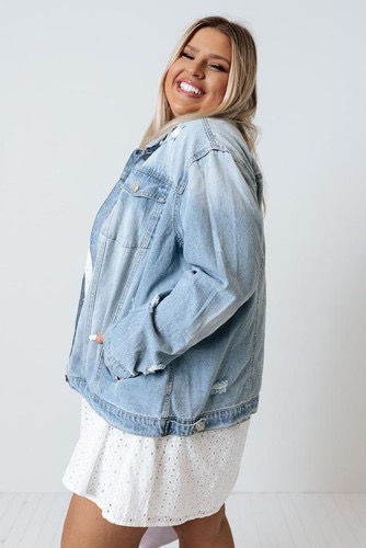 Thumbnail: Plus Size: Distressed Jean Jacket