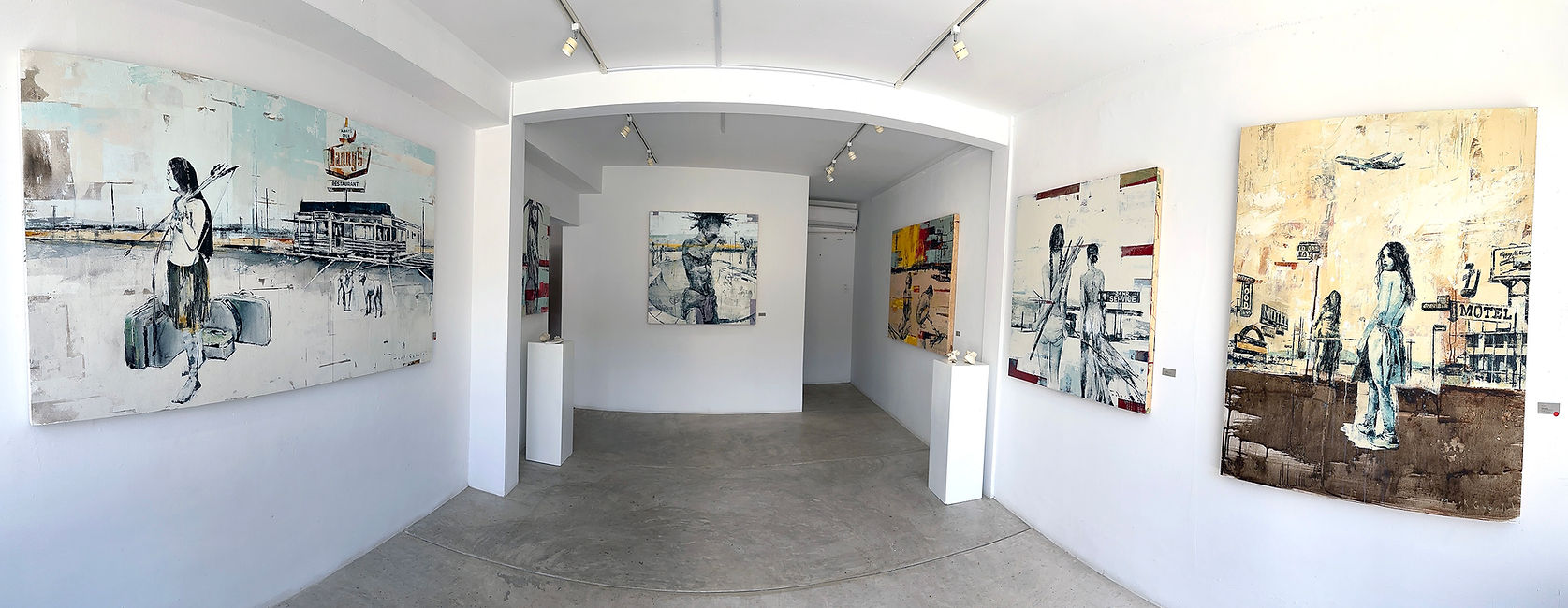 Showroom_sm.jpg