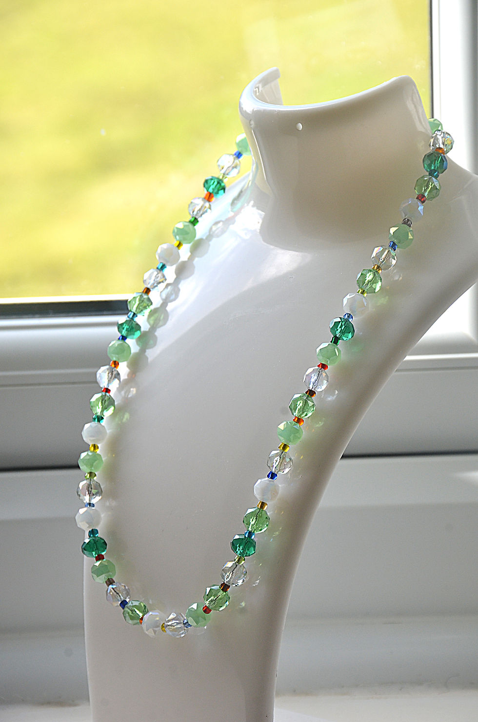 Thumbnail: Sparkling Icelandic Moss Green Beaded Necklace 16" L with Magnetic Clasp