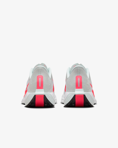 ナイキ NIKE ペガサス プラス FQ7262-001 ペガサスターボ 26 ナイキ ペガサス プラス FQ7262 (ランニングシューズ) 価格比較