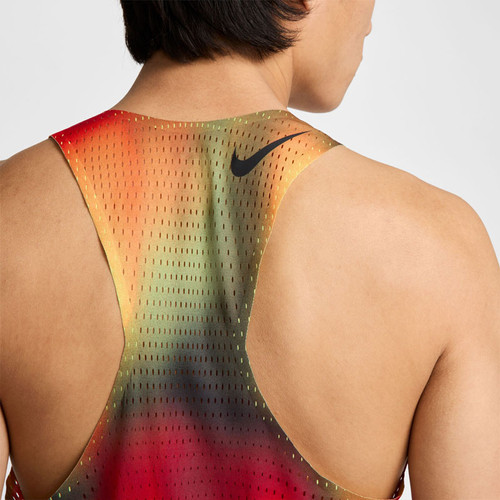 新品　ナイキ　エアロスウィフト ADV ランニングタンクトップ Lサイズ ナイキ（NIKE）（メンズ）エアロスウィフト エリート エントリー