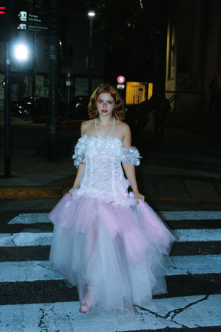 Campaña vestidos noche Paula Andrea.