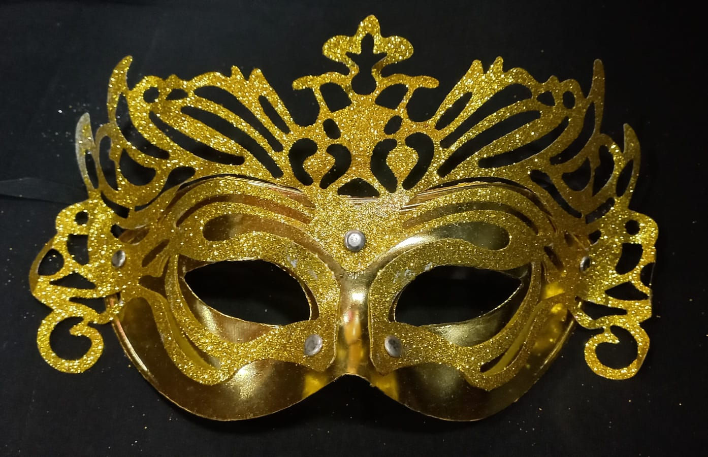 Masquerade/ Eye Mask Gold