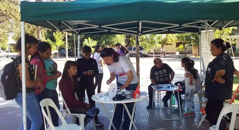 VACUNARSE ES CUIDARNOS: JORNADA ABIERTA EN PLAZA 9 DE JULIO POR LA SEMANA DE LAS AMÉRICAS