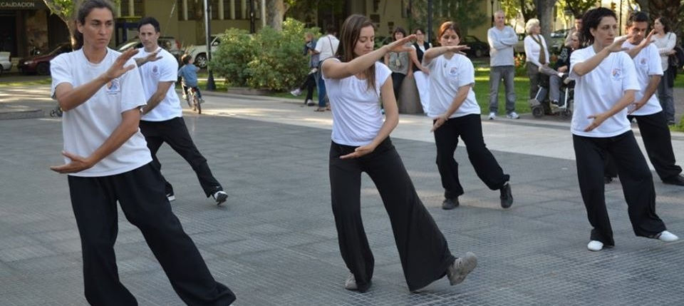 SAN RAFAEL SE MUEVE EN ARMONÍA: CELEBRAN EL DÍA MUNDIAL DEL TAI CHI CON CLASES ABIERTAS