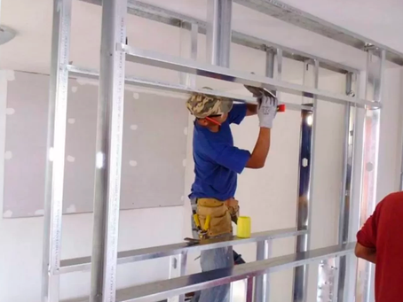 Sanrafaelino enseña oficios a “presos” para que puedan reinsertarse en la sociedad