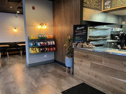 Closed Newton Pizzeira