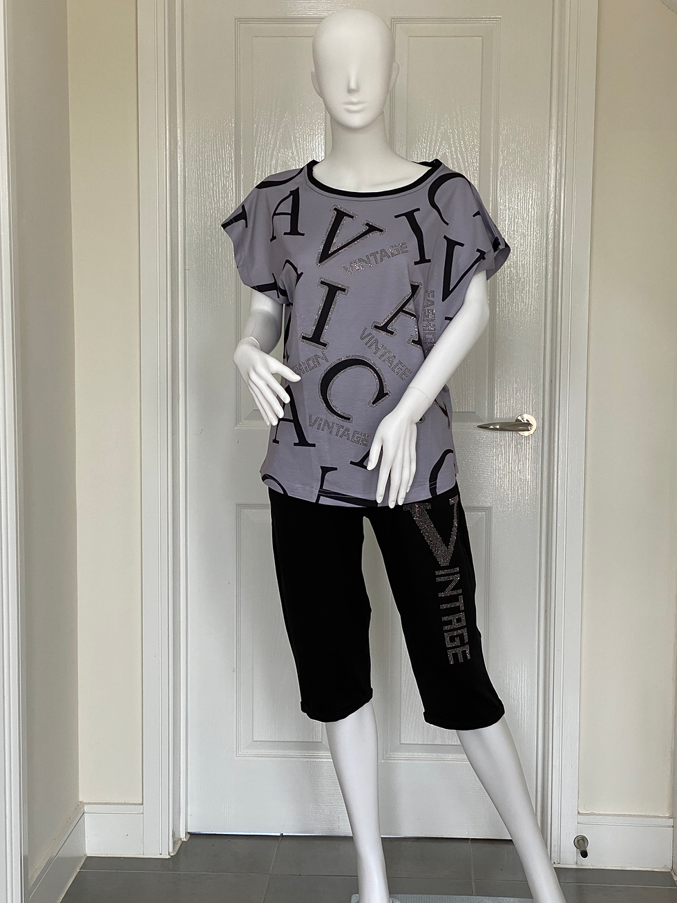 Thumbnail: Vintage top and black lycra knee length bottom