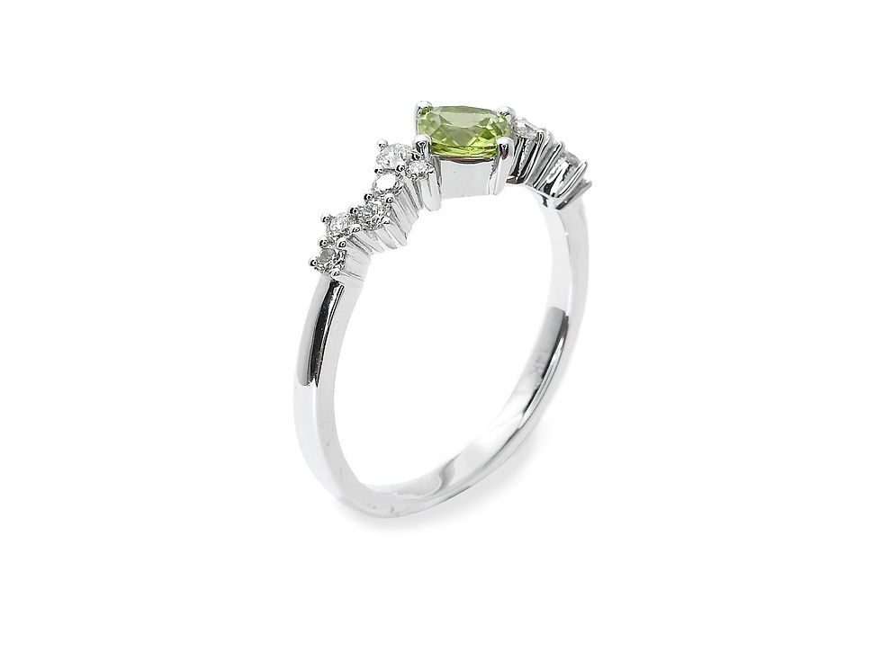 縮圖：Cushion Cut Green Peridot Cluster Ring