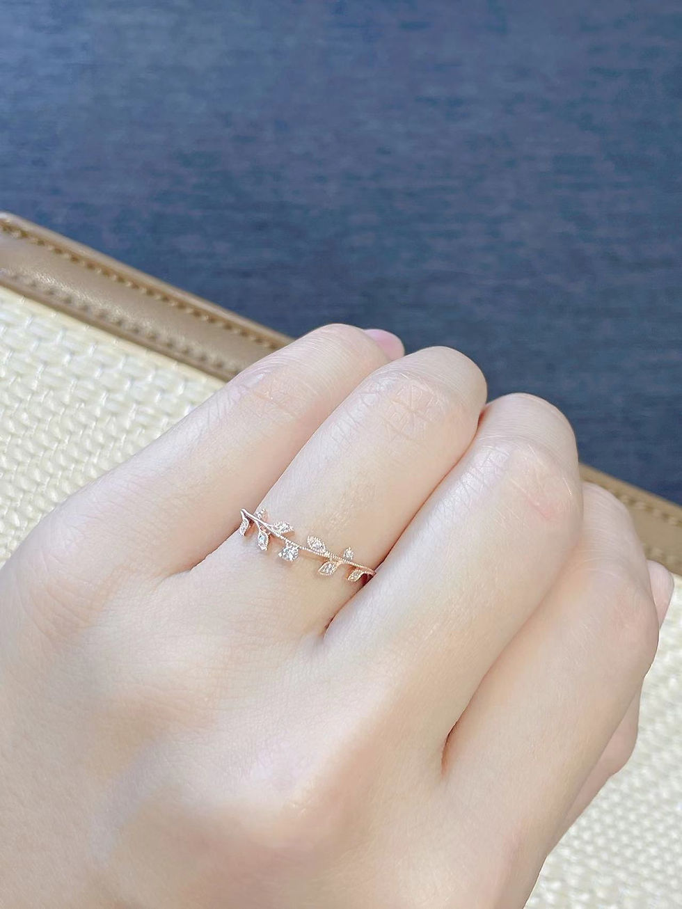 縮圖：Olive Leaves Diamond Ring