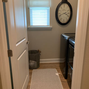Laundry Room Makeover