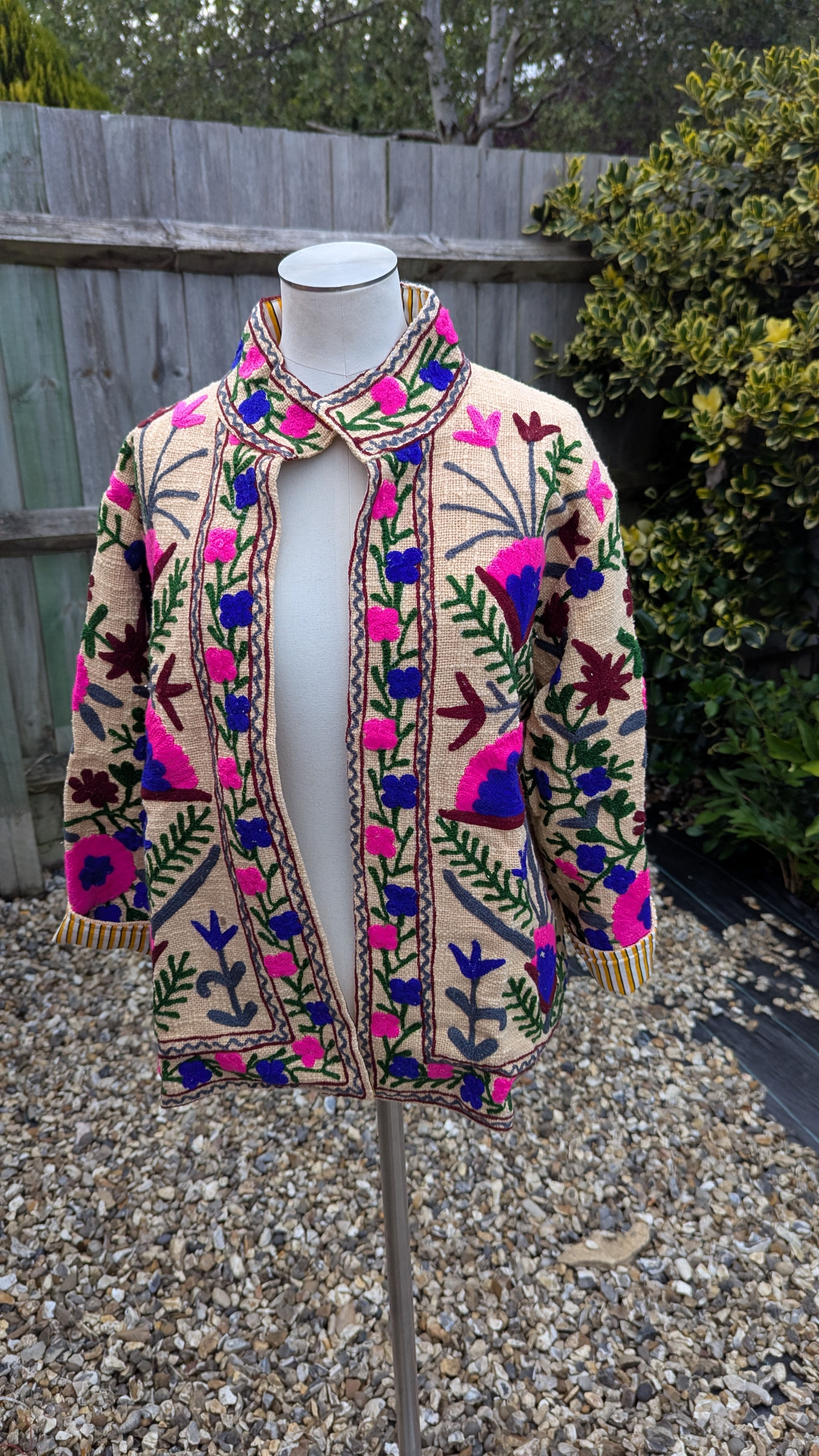 Beige Lila Embroidered Jacket - 05