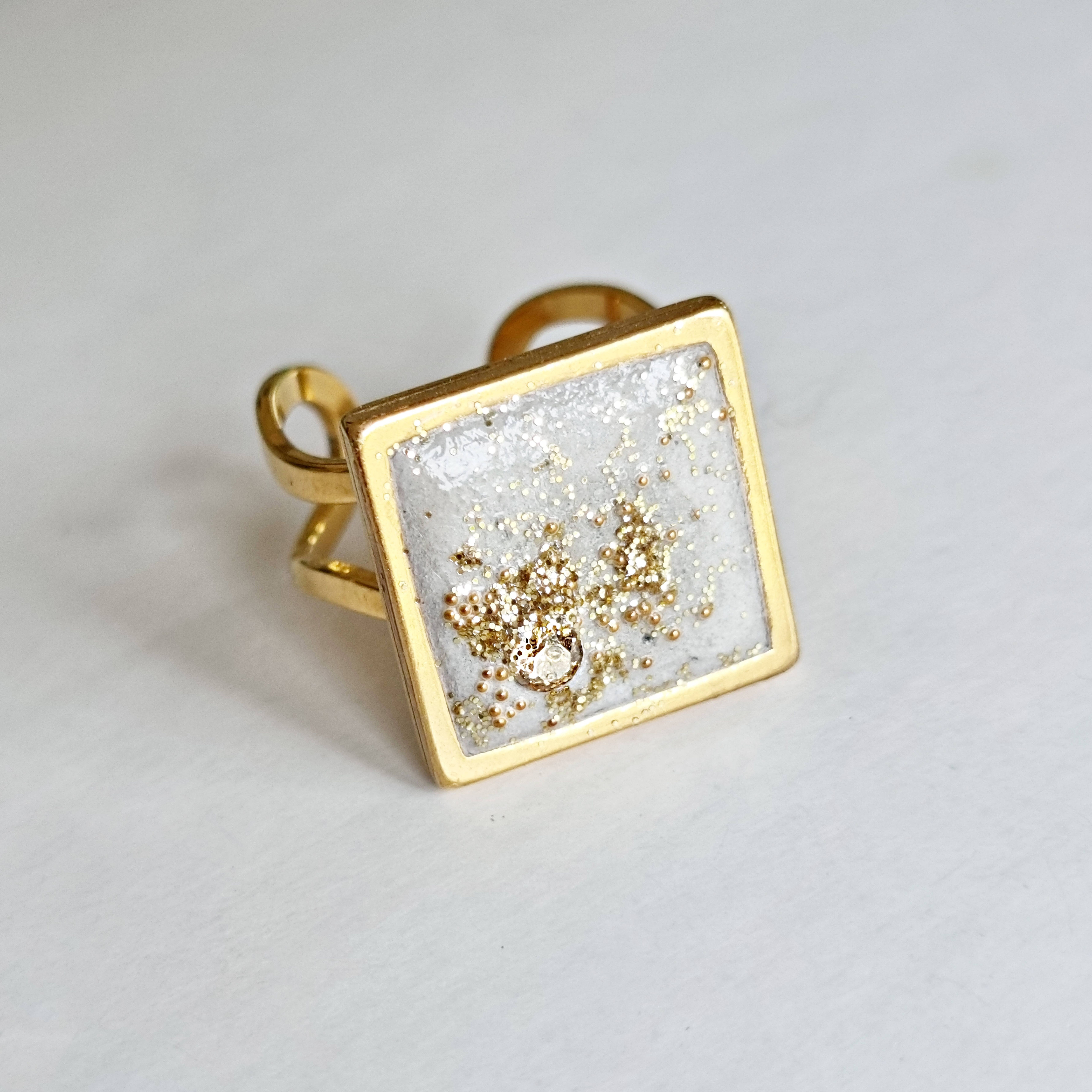 Bague artisanale Comète dorée