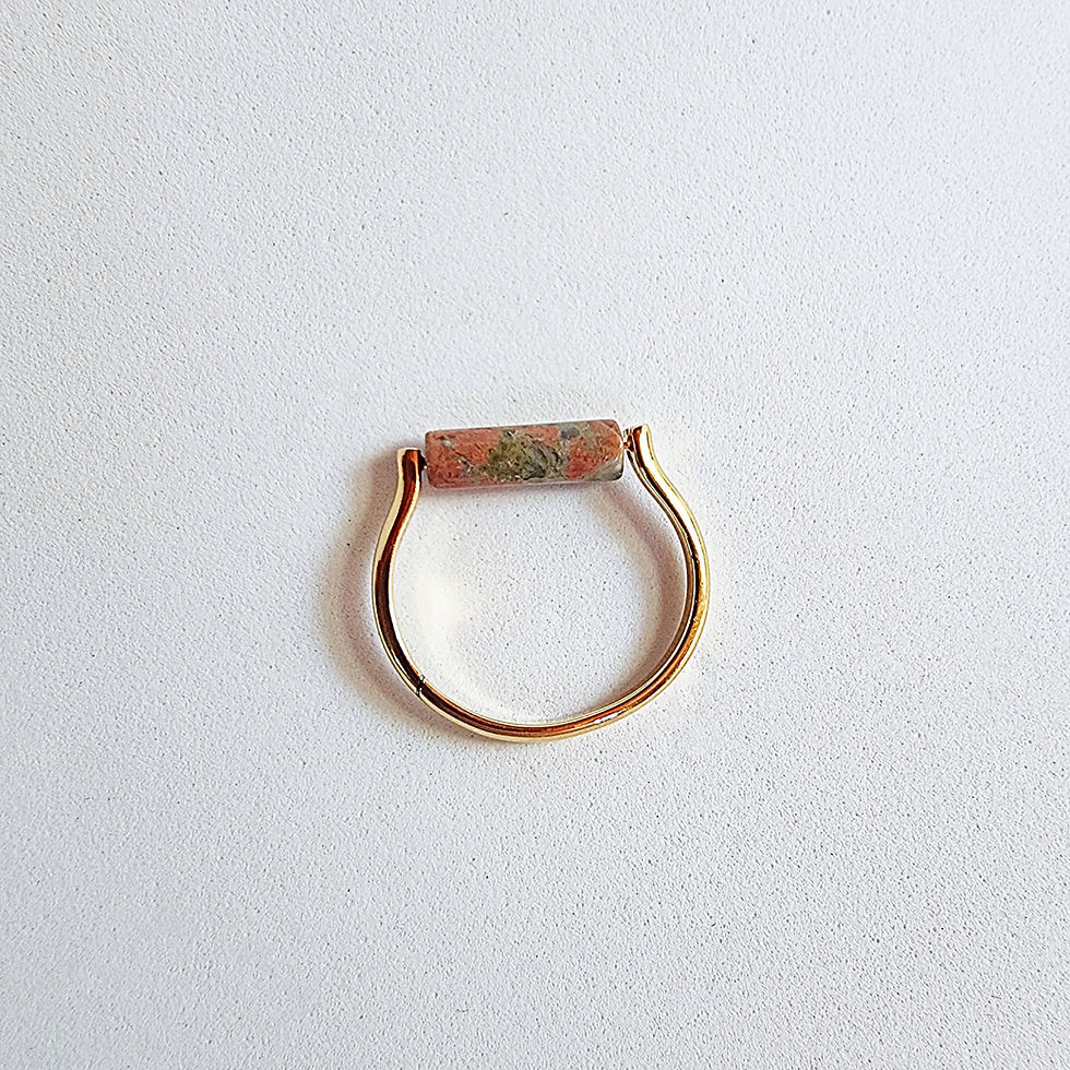 Thumbnail: Bague fine artisanale pierres naturelles