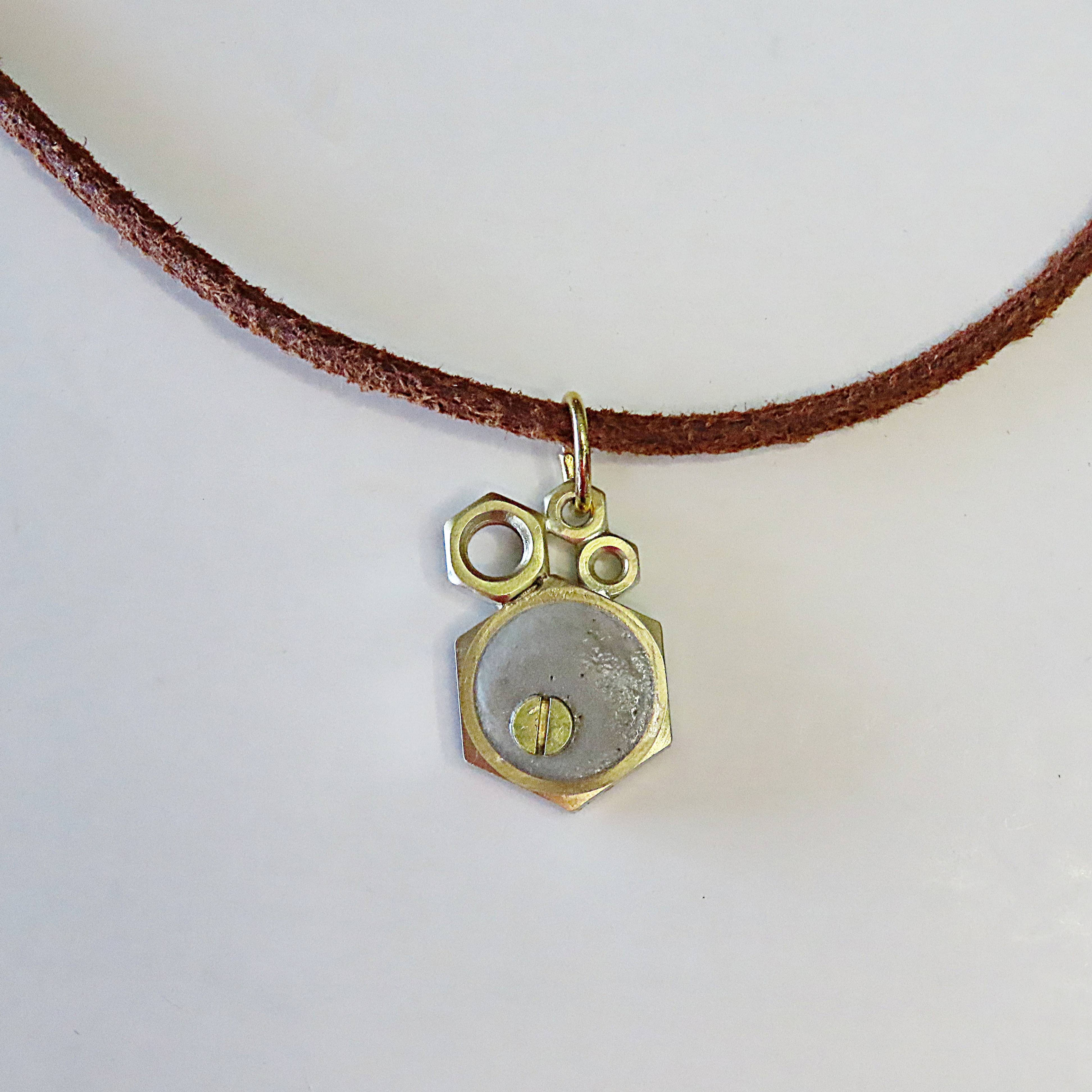 Collier artisanal homme écrous et ciment