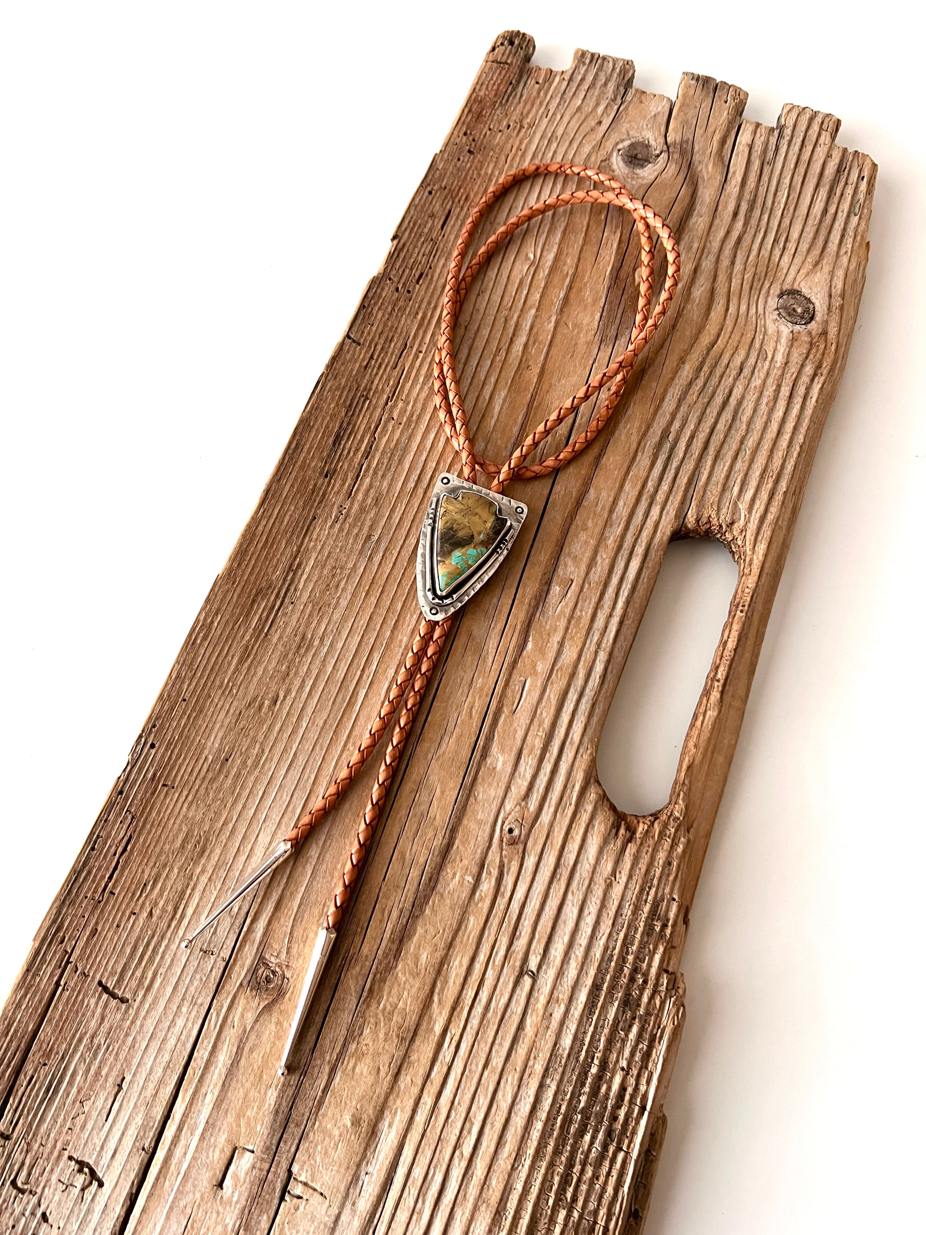 Black Jack Arrowhead Bolo