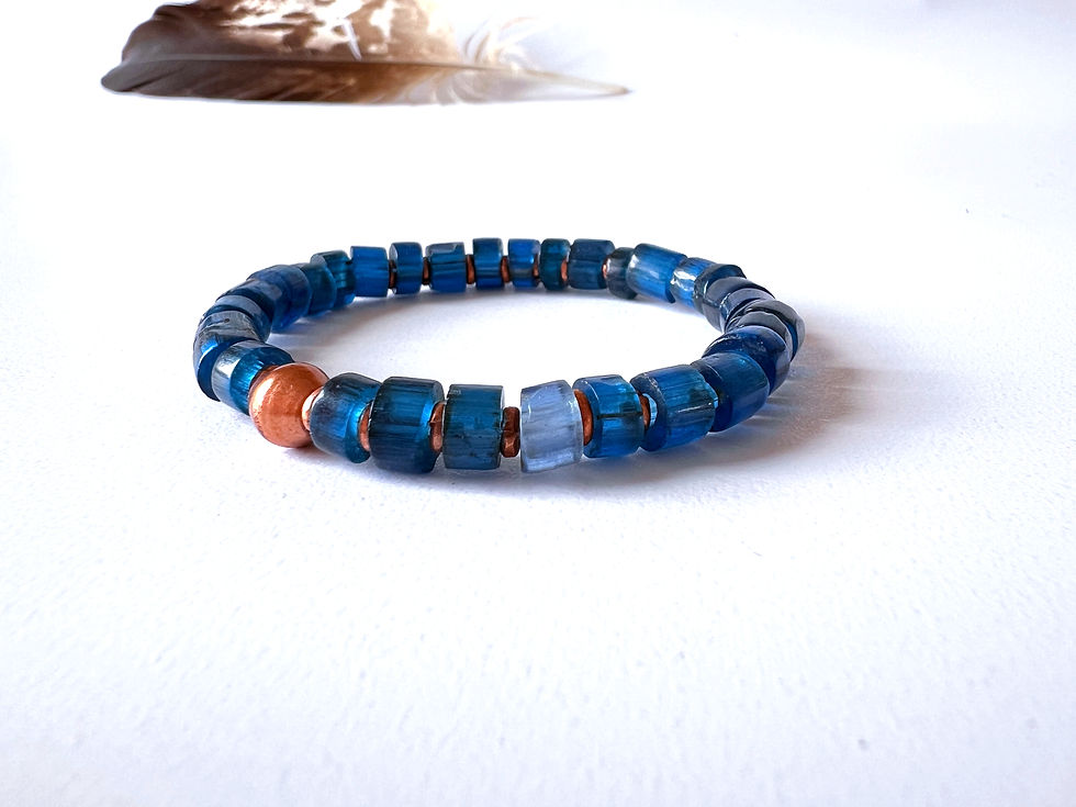 Thumbnail: Vintage Blue Trade Bracelet