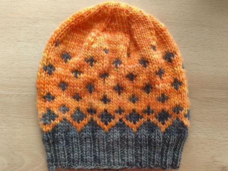Gorro em Jacquard - Gráfico