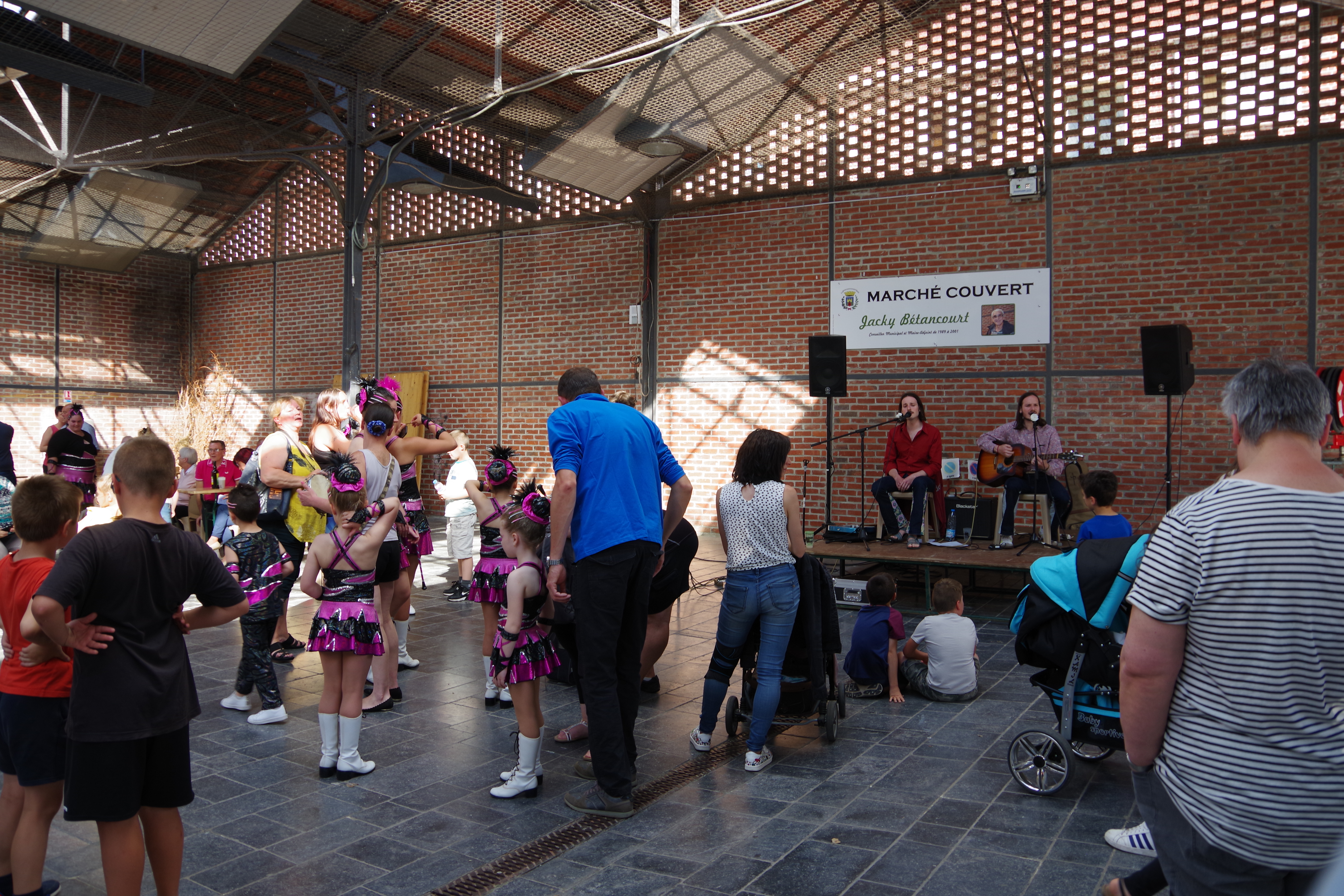 Fête de la musique sous le Marché Bio