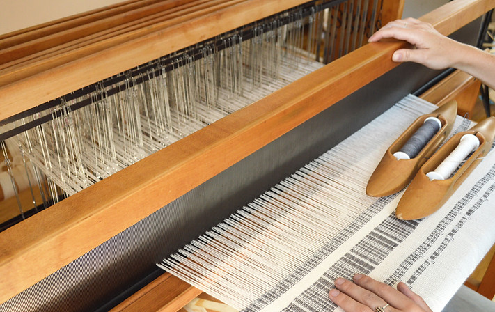 HANDWEAVNG