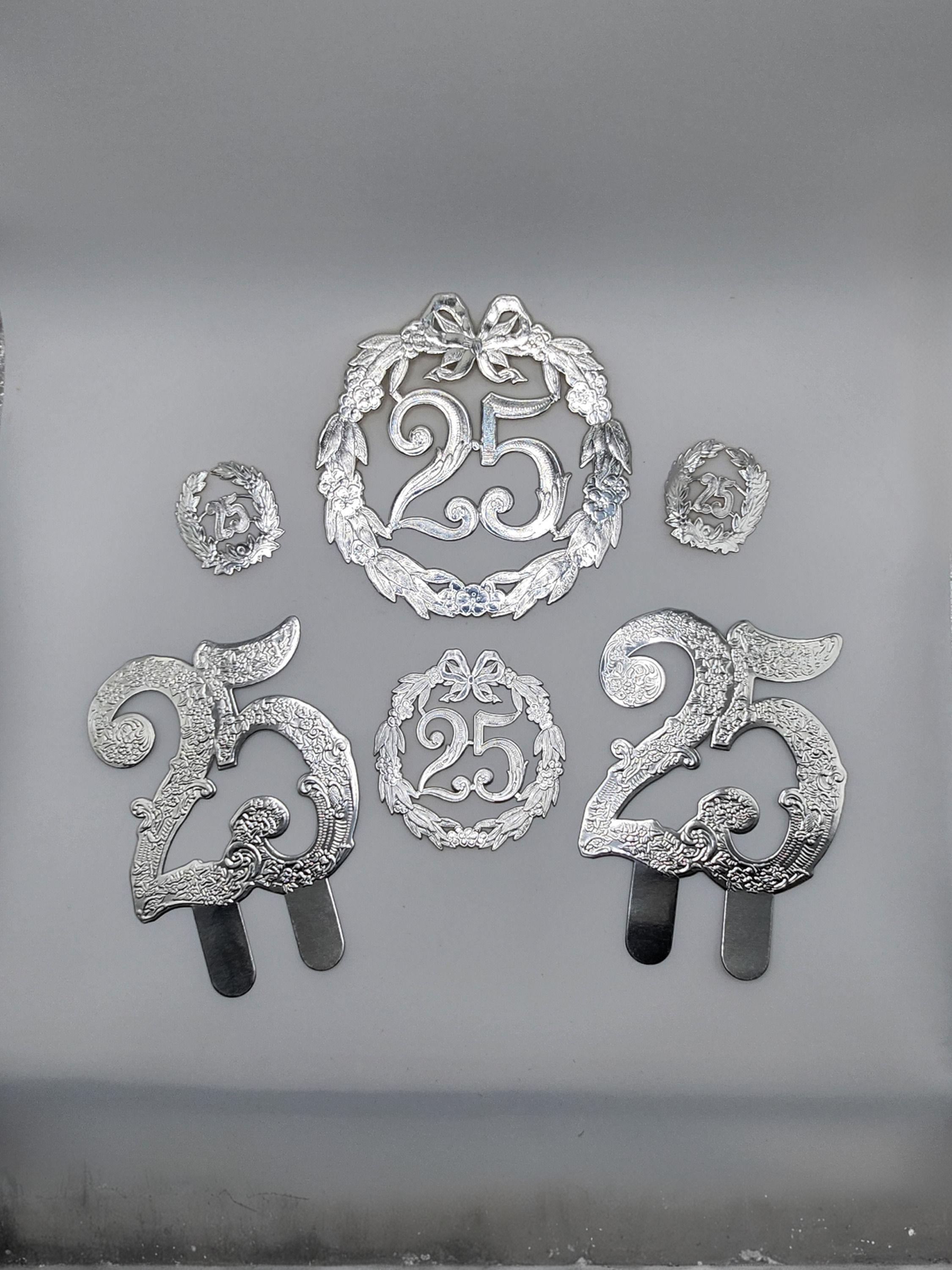 11 Piece Vintage "25" Cake Topper Set