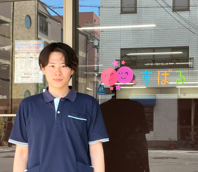 川守さん　正面(すばるロゴあり).png