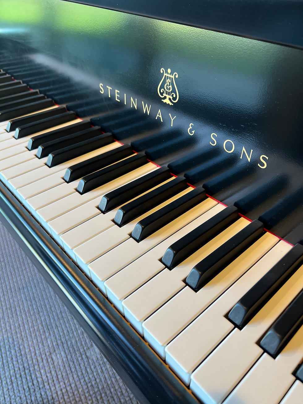 Thumbnail: Steinway & Sons Concert Grand Piano