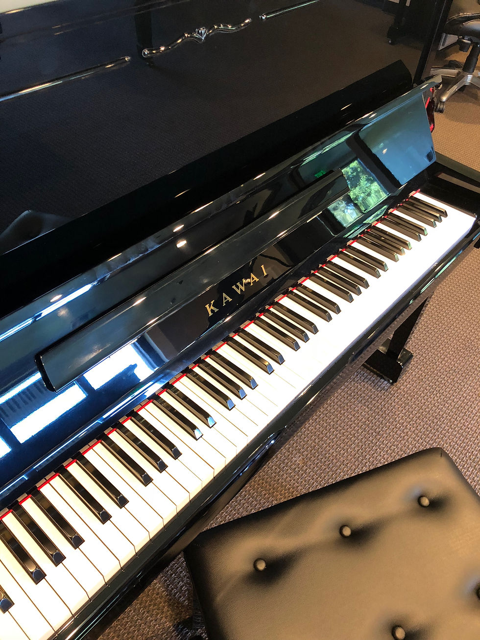 Thumbnail: Kawai BS-25 Upright Piano