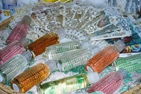 Perfumes "Avon" em quarto de Santo - Batuque RS