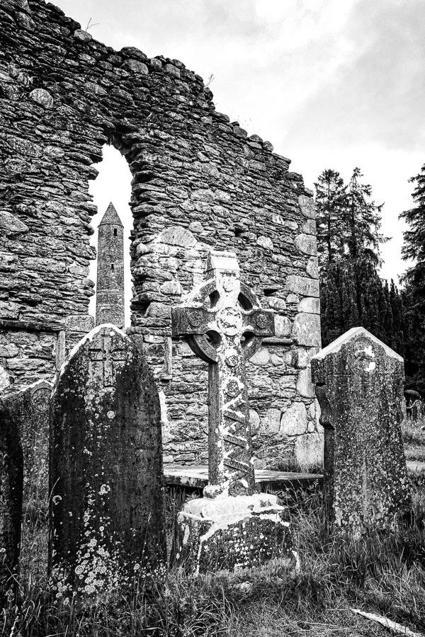 round tower glendalough ireland