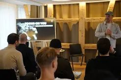 Eventraum mieten
Workshop Lichtensteig
Workshop Toggenburg
Seminarraum
Coaching
Eventlocation
Event
Firmenanlass
Geburtstag
Yoga
Pop-up
Lounge
Klangschalen
Meditation
Abendessen
Ostschweiz
Schweiz
Location für workshop mieten
Seminarraum buchen
Raum für Event mieten
Eventlocation buchen Ostschweiz
Toggenburg Tourismus