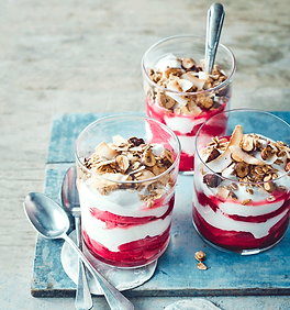 Rhubarb breakfast pots.png