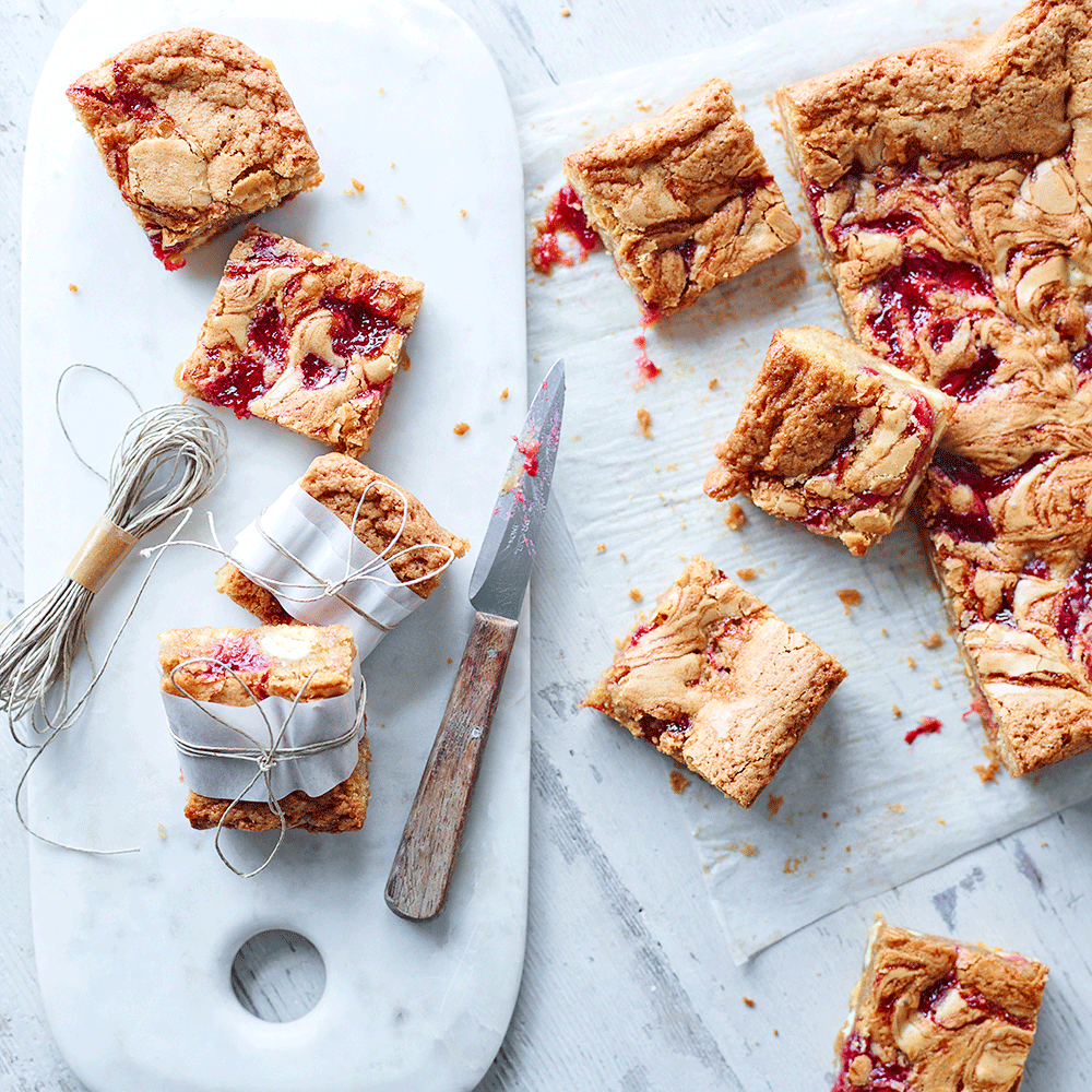 Meg’s Strawberry & White Chocolate Blondie Mix