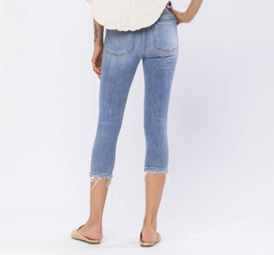 Thumbnail: Judy Blue Mid-Rise Distressed Capri