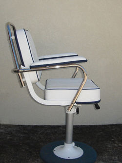 Single Helm Seat