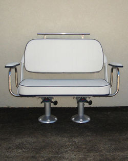 Double Helm Seat