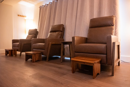 Foot massage area at Tenjudo Spa Waikiki